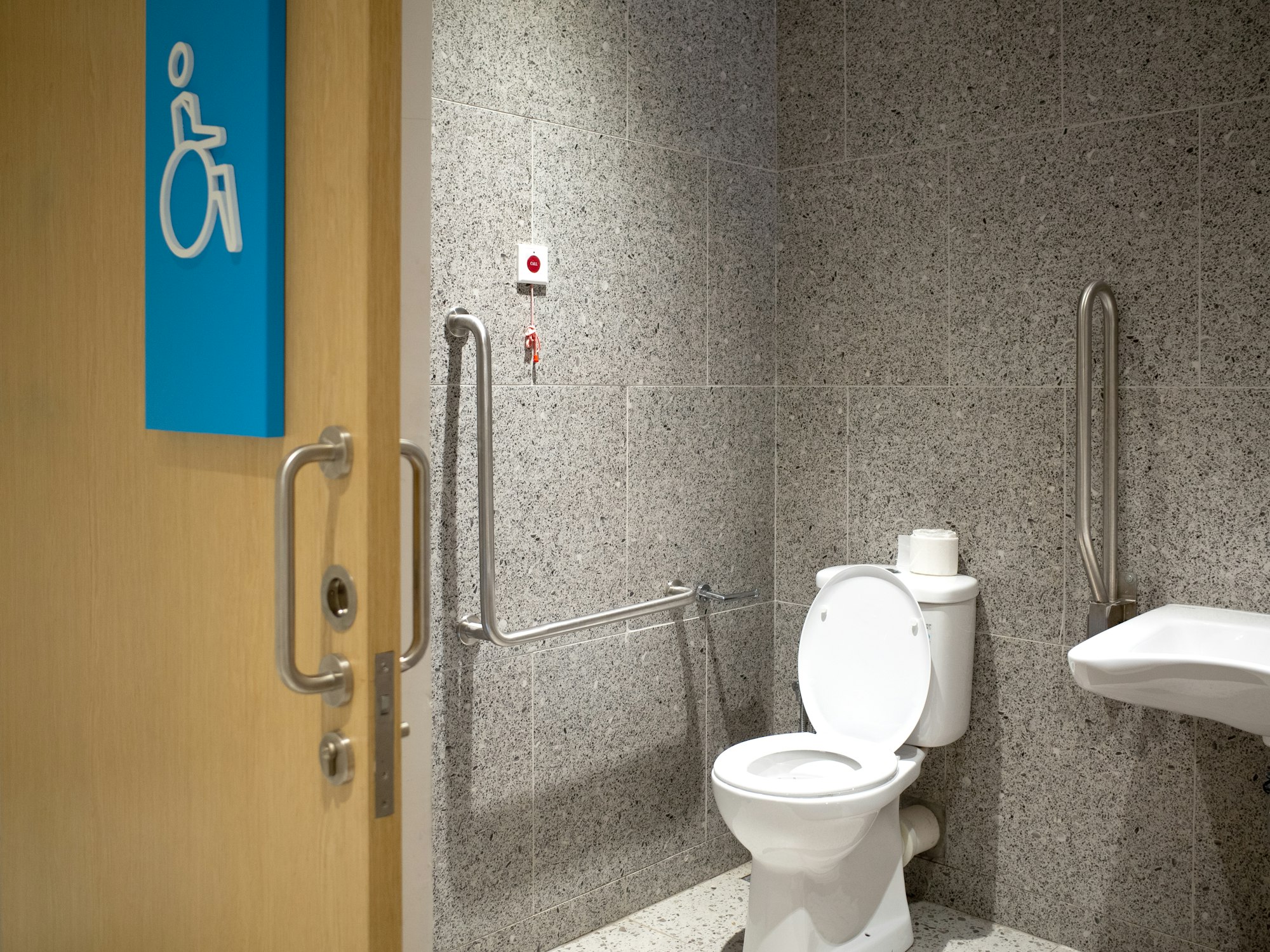 Washroom for persons with disability